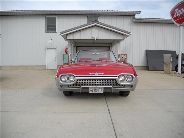 1962 Ford Thunderbird - photo 2