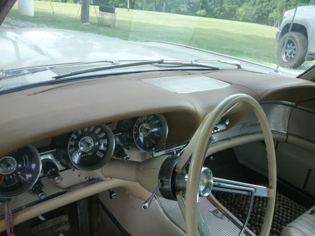 1962 Ford Thunderbird - photo 12