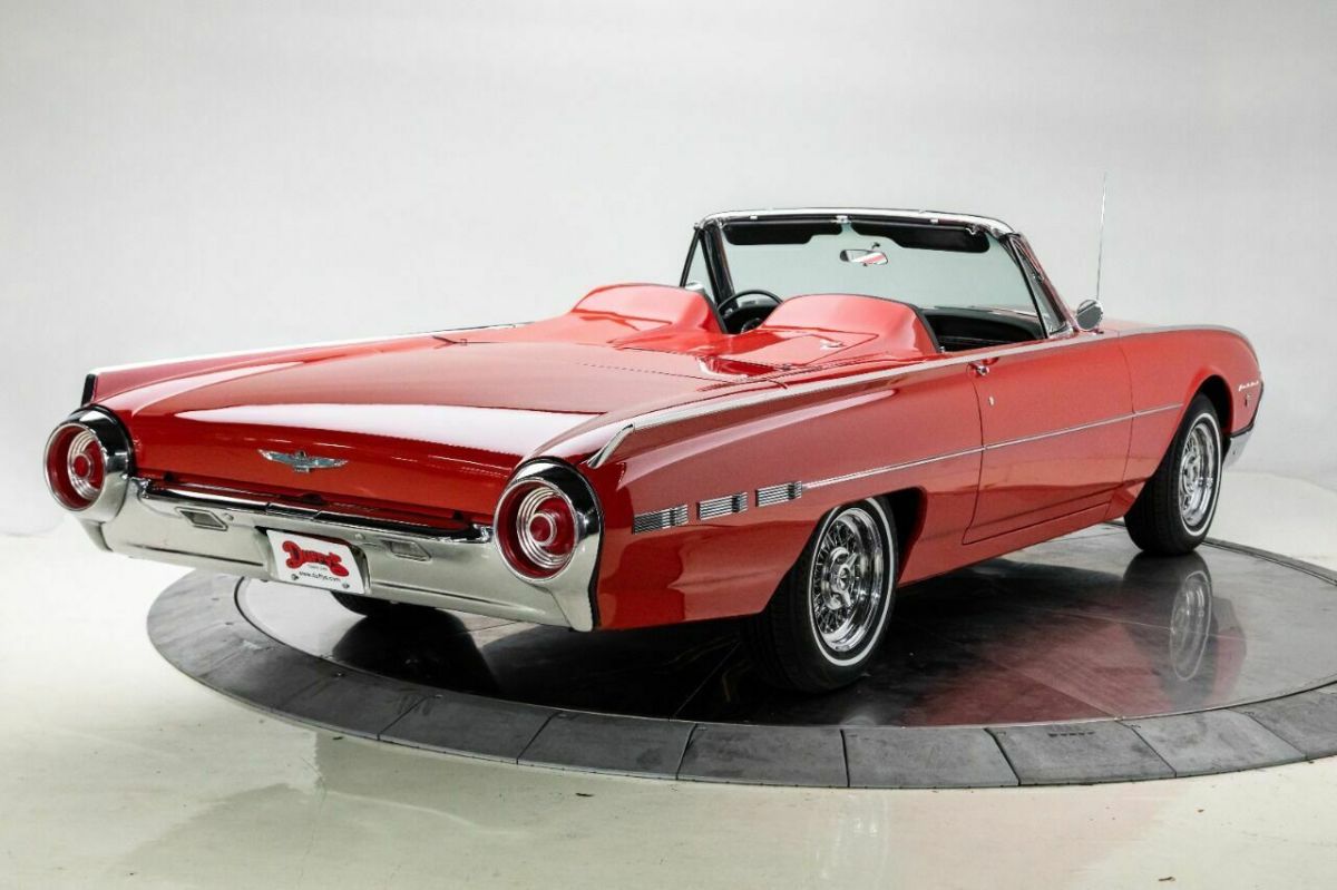 1962 Ford Thunderbird Sport Roadster - photo 11
