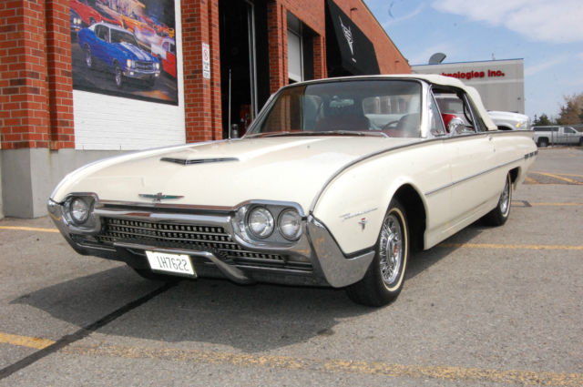 1962 Ford Thunderbird Sports Roadster - photo 3