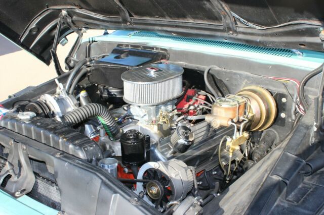 1962 GMC Suburban - photo 4