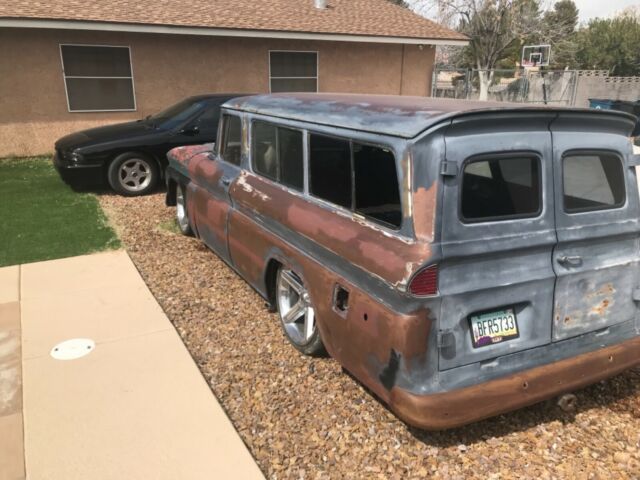 1962 GMC Suburban - photo 2