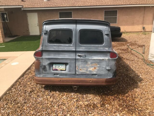 1962 GMC Suburban - photo 3