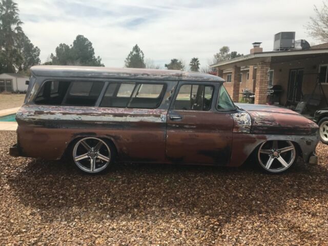 1962 GMC Suburban - photo 4