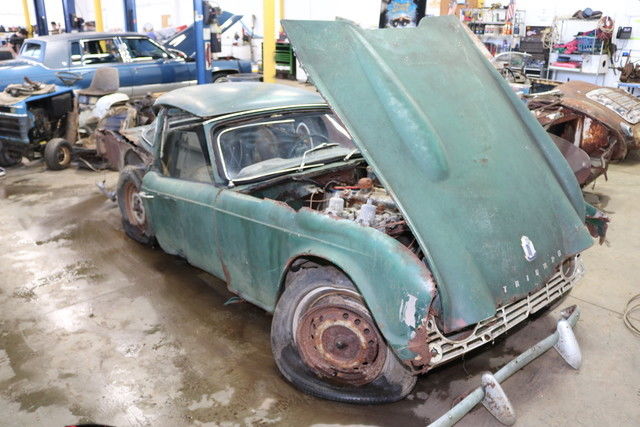 1962 Green Restoration or Parts Vehicle! 1962 Triumph TR4 Restoration or Parts Vehicle