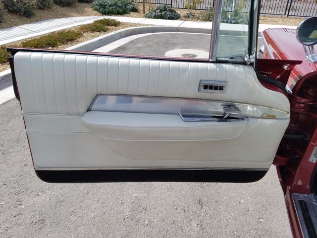 1962 Chrysler Imperial Crown Convertible - photo 10