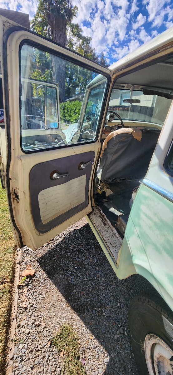 1962 International Harvester Travelall 120 - photo 5