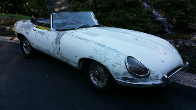 1962 Jaguar E-Type Roadster stored 30 years 1962 Jaguar E-Type