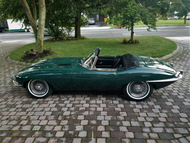 1962 Jaguar E-Type Roadster - photo 4