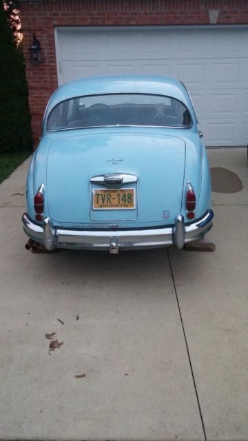 1962 Jaguar Mark 2 4 Door Sedan - photo 2