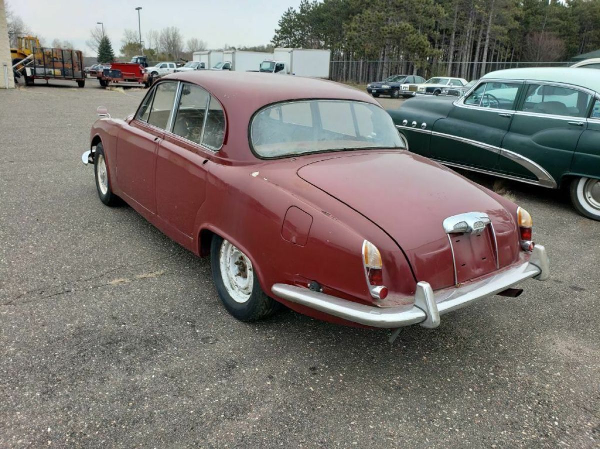 1962 Jaguar MK2 - photo 3
