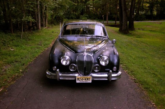 1962 Jaguar MK2 Saloon 3.8 Barn find 1962 Jaguar Mark 2