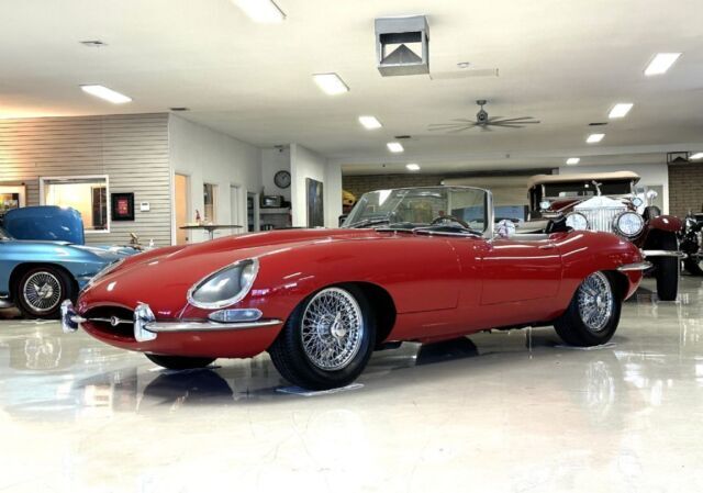 1962 Jaguar XKE / E-Type Roadster OTS - photo 11