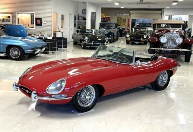 1962 Jaguar XKE / E-Type Roadster OTS - photo 12