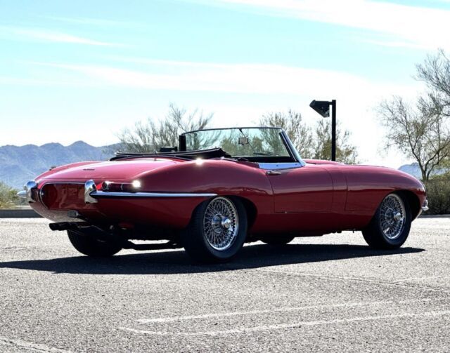 1962 Jaguar XKE / E-Type Roadster OTS - photo 8