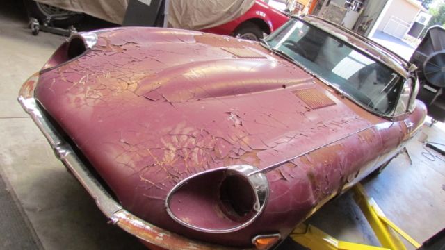 1962 Jaguar E-Type Roadster Convertible - photo 3
