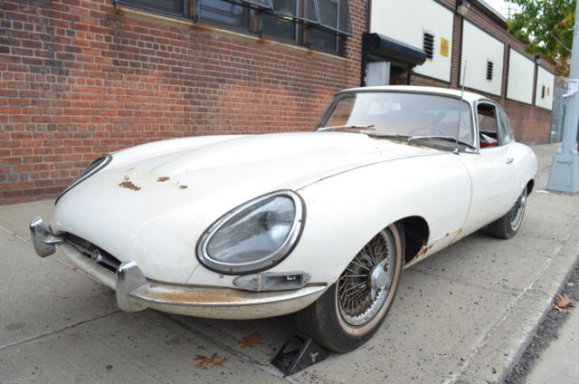 1962 Jaguar XKE Series I two seater coupe 1962 Jaguar E-Type XKE