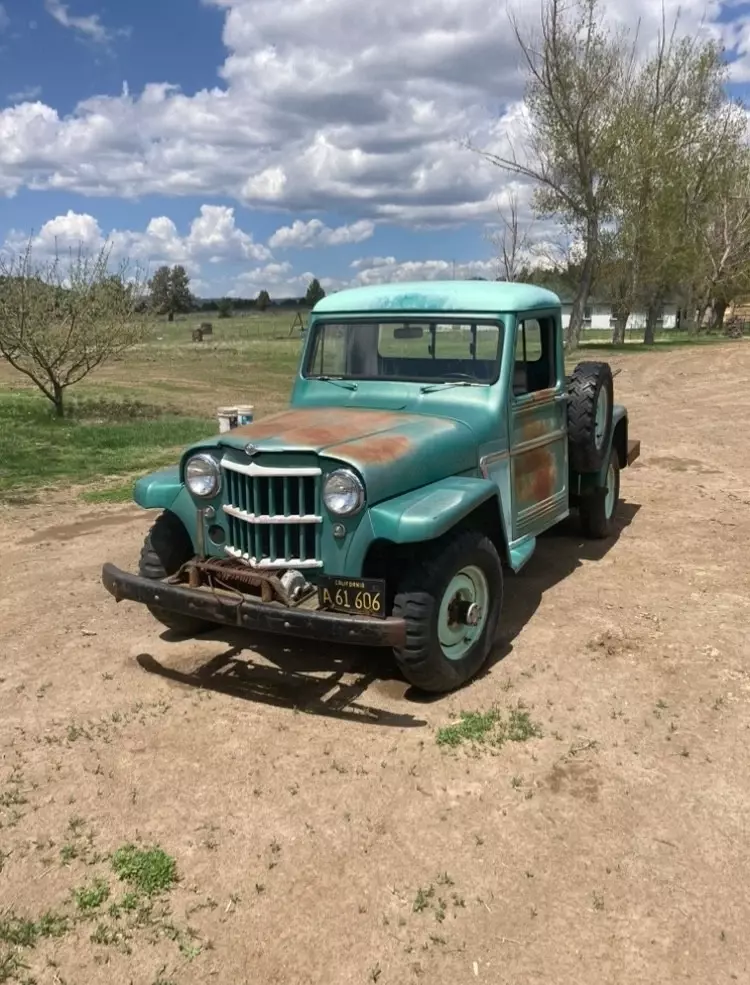 1962 Jeep 1/2 Ton Pickup