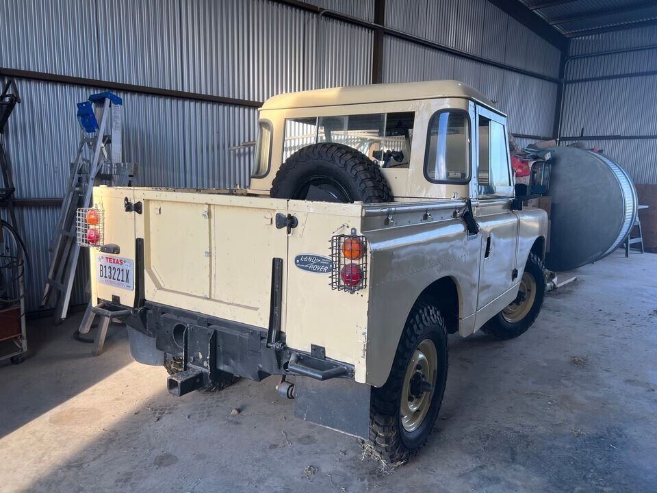 1962 Land Rover LR2 - photo 5