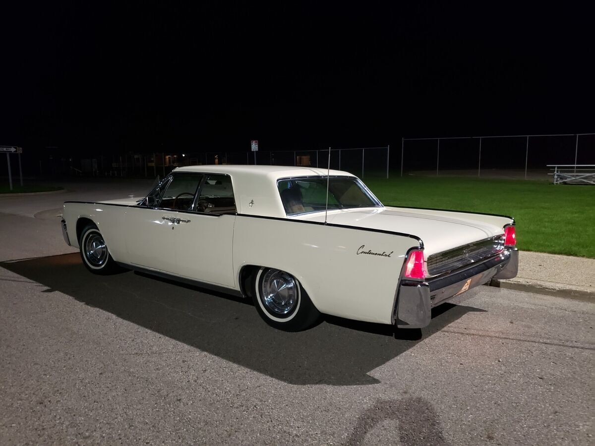 1962 Lincoln Continental - photo 2