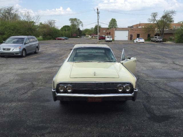 1962 Lincoln Continental Convertible - photo 4