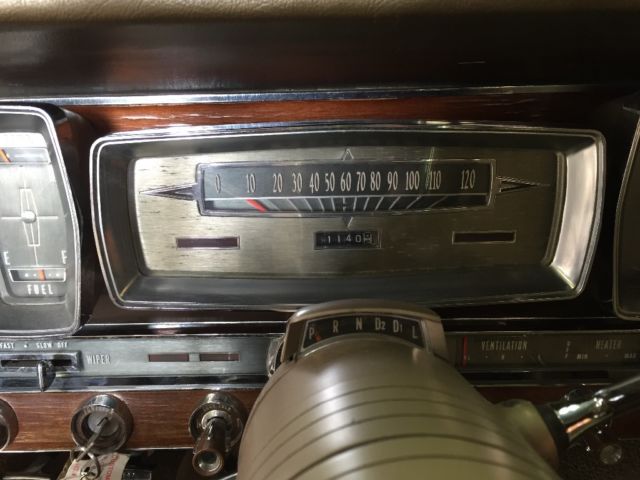 1962 Lincoln Continental Convertible - photo 9