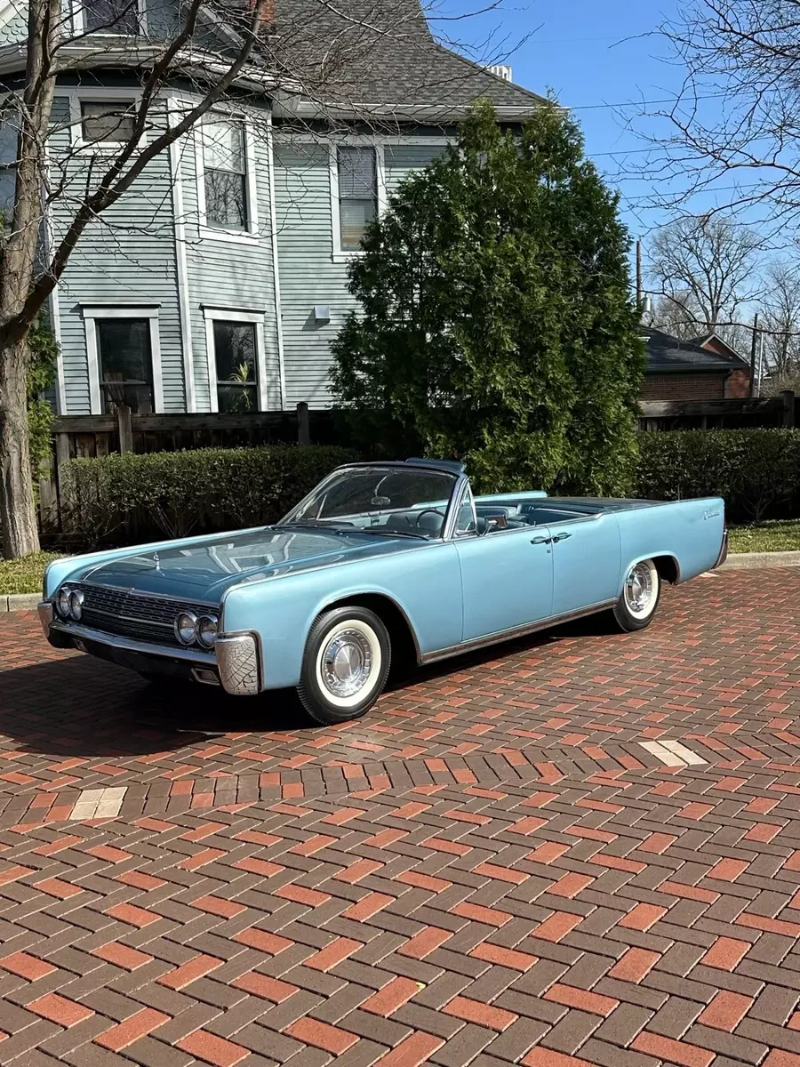1962 Lincoln Continental Convertible Blue continental 1962 Lincoln Continental continental