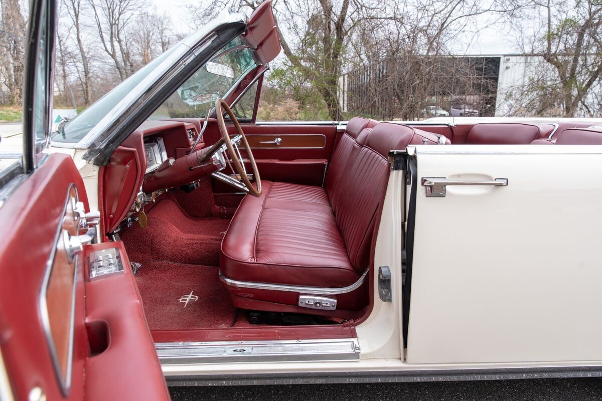 1962 Lincoln Continental - photo 12