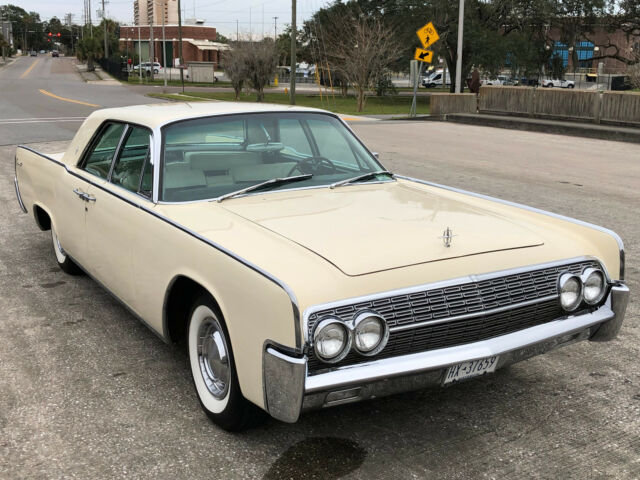 1962 Lincoln Continental elegant Sultana White - photo 2