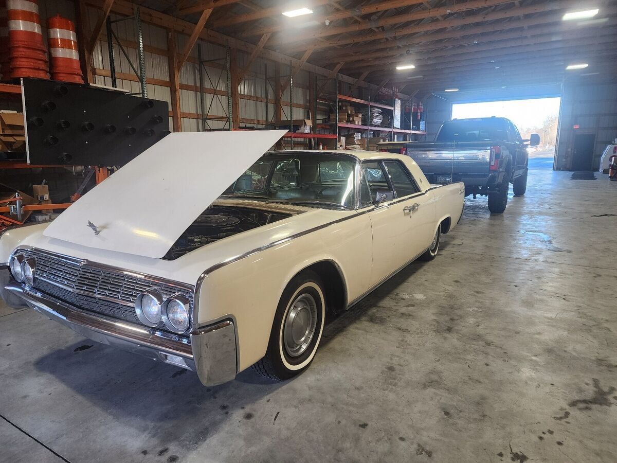 1962 Lincoln Continental Suicide doors - photo 5