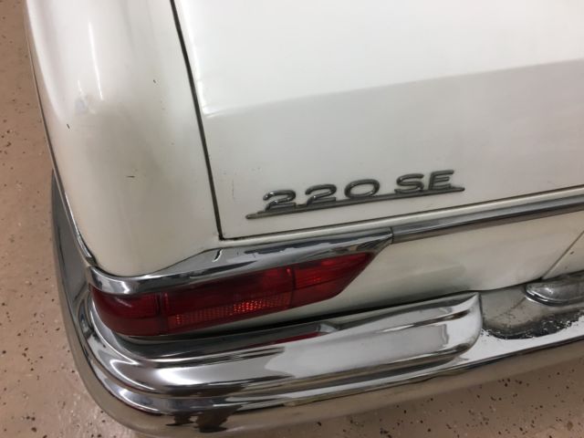 1962 Mercedes-Benz 200-Series - photo 9
