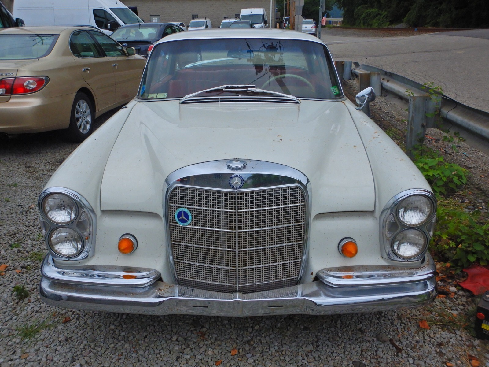 1962 Mercedes-Benz 200 220 SE Coupe - photo 2