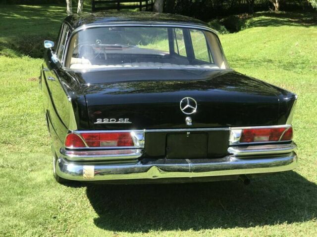 1962 Mercedes-Benz 200-Series 220SL - photo 10