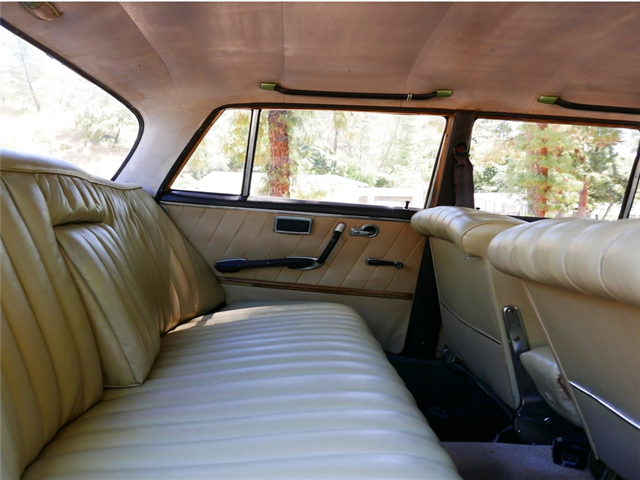 1962 Mercedes-Benz 220 SE -- - photo 12
