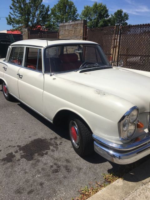 1962 Mercedes-Benz 200-Series - photo 5