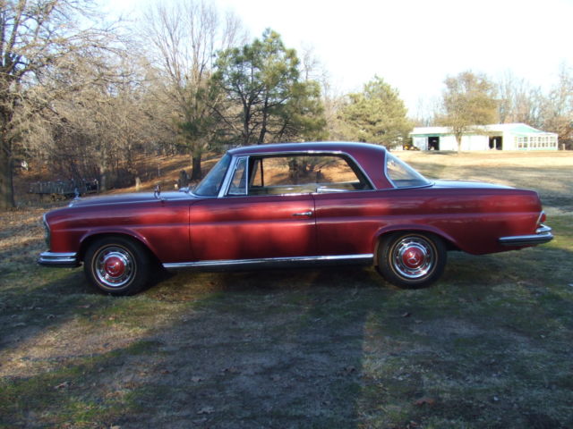 1962 Mercedes-Benz 200-Series coupe - photo 3