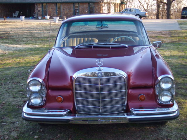 1962 Mercedes-Benz 200-Series coupe - photo 4