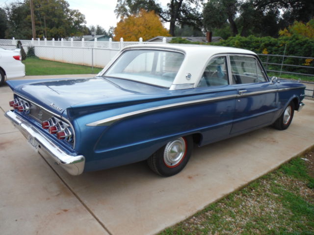 1962 Mercury Comet S22 sedan - photo 2