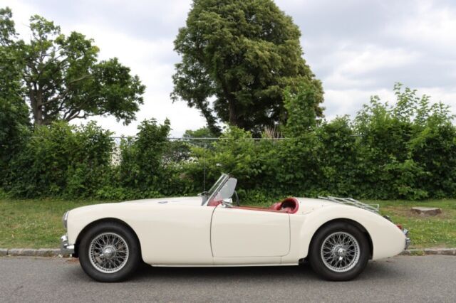 1962 MG MGA - photo 3