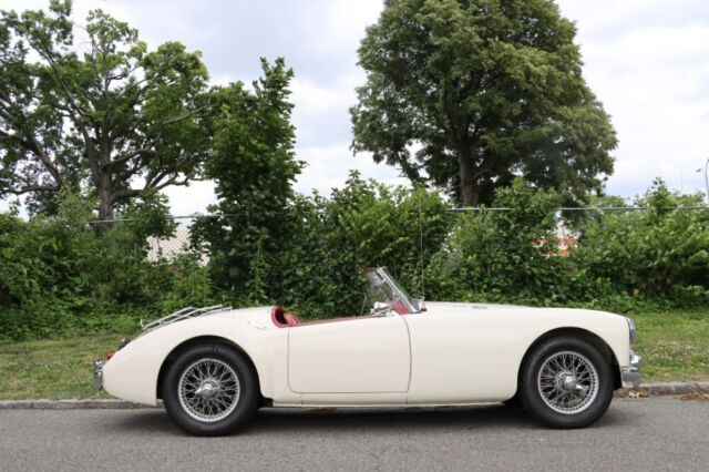 1962 MG MGA - photo 4