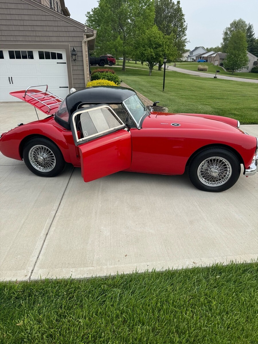 1962 MG MGA - photo 2