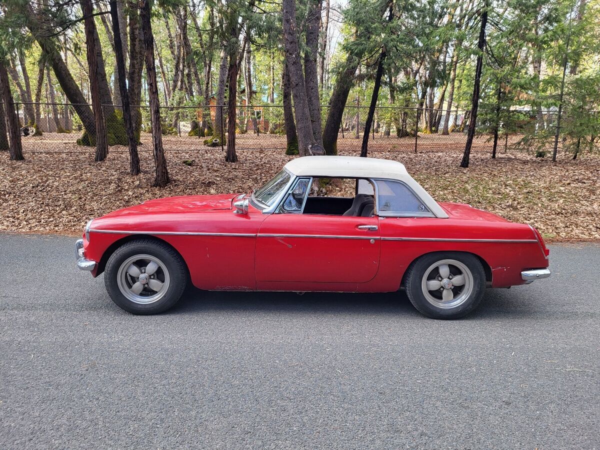 1962 MG MGB - photo 2