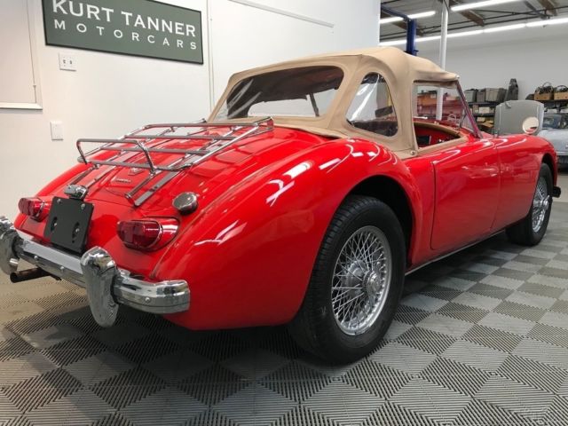 1962 MG MGA MKII ROADSTER. 1800cc MGB ENGINE - photo 9