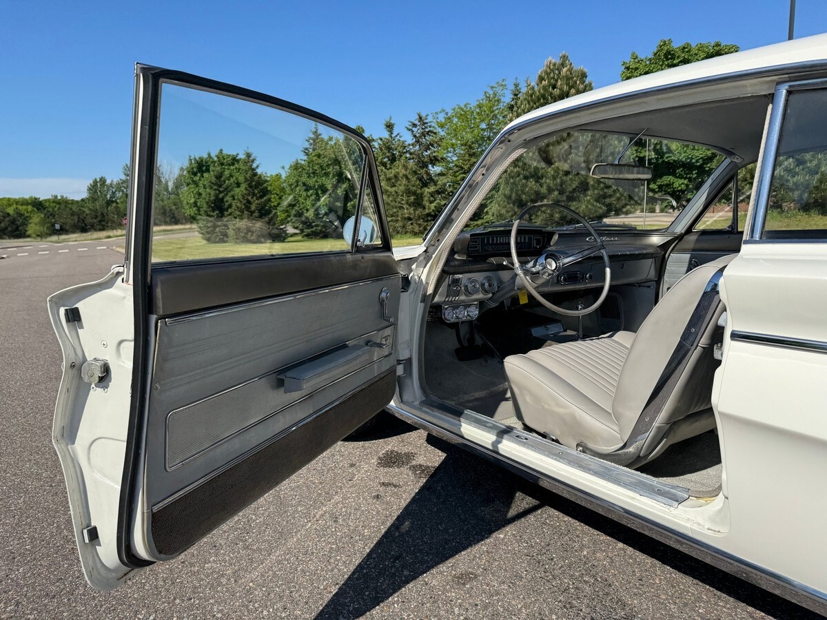 1962 Oldsmobile Cutlass F85 - photo 9