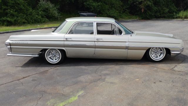 1961 Oldsmobile Eighty-Eight - photo 6