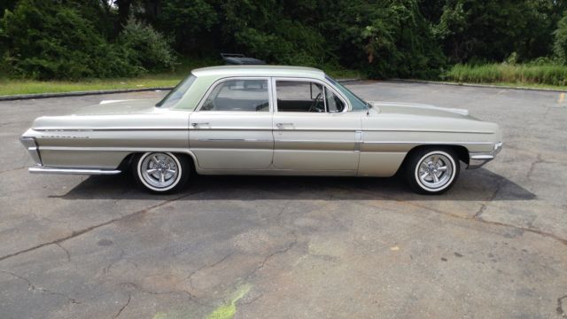 1961 Oldsmobile Eighty-Eight - photo 7