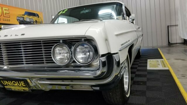 1962 Oldsmobile Dynamic 88 Holiday Coupe - photo 8