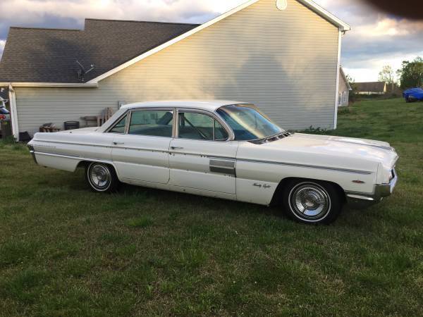 1962 Oldsmobile Ninety-Eight - photo 2
