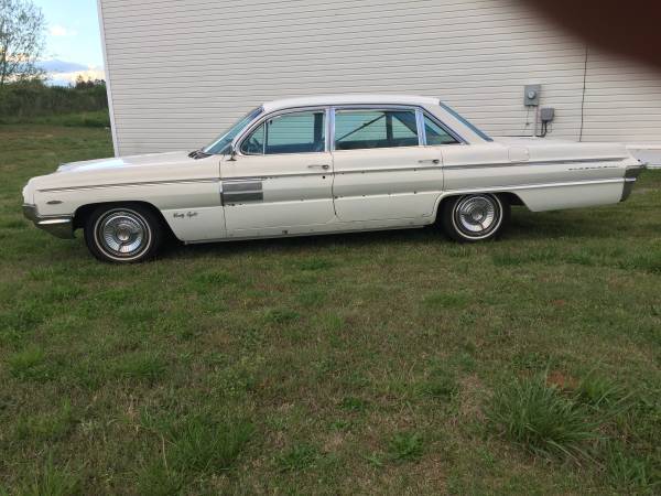 1962 Oldsmobile Ninety-Eight - photo 3