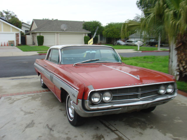 1962 Oldsmobile Starfire 2 door coupe star fire 1961 1963 1962 Oldsmobile Starfire Starfire